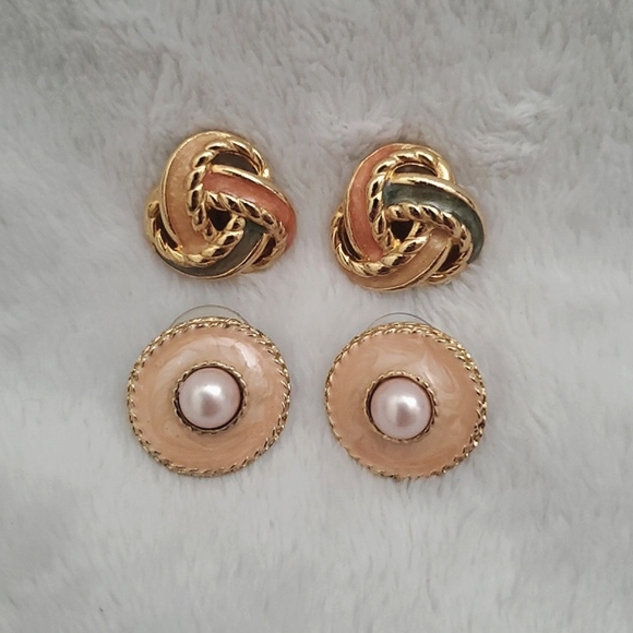 Vintage Jewelry - Two Sets of Vintage Goldtone Pierced Earrings